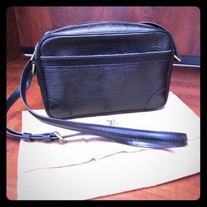 Louis Vuitton Trocadero crossbody Bag